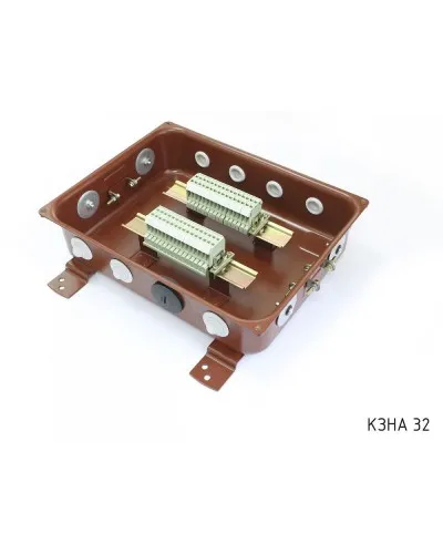 КЗНА-32 У3 IP43 (zeta30312). Клеммная коробка с наборными зажимами. ЗЭТА в Хабаровске